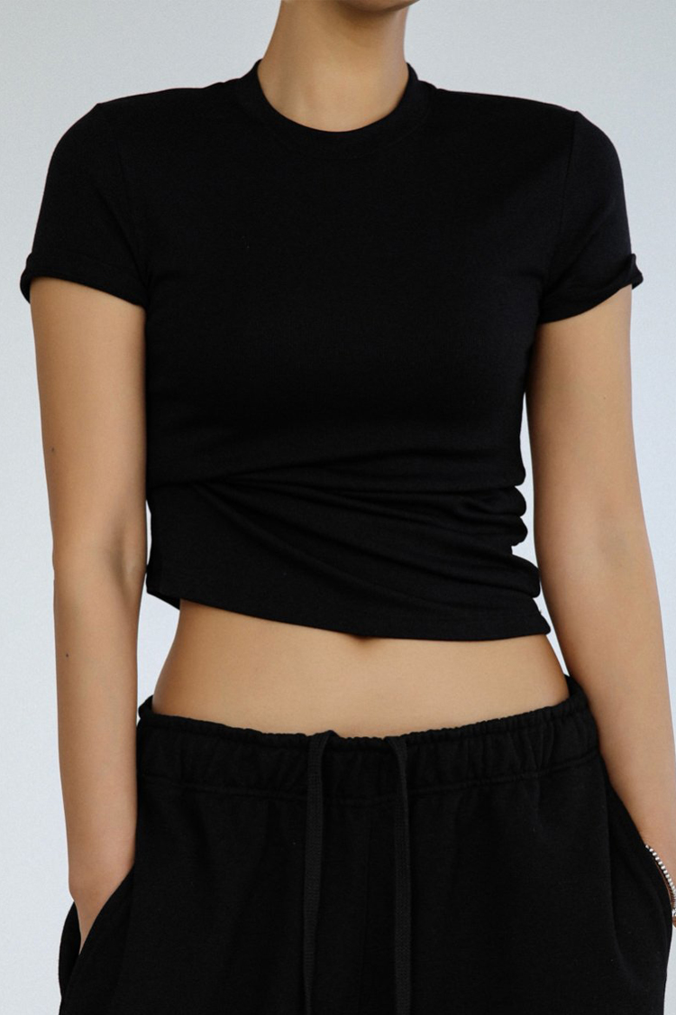 코코로 엠(cocoro-m),(블랙) 골지 슬림 크루넥 베이직 티셔츠